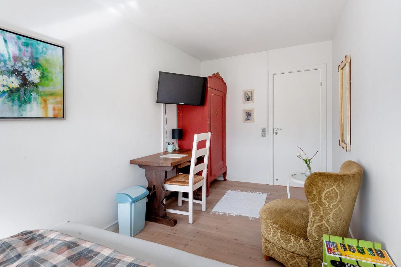 Bed and Breakfast Bb Икаст Экстерьер фото
